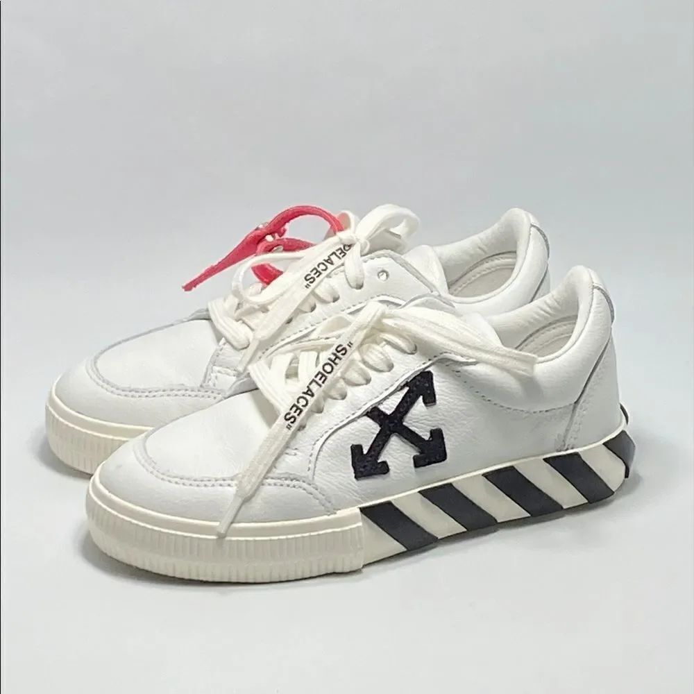 OFF-WHITE Kid's Arrow Leather Low-Top Sneakers size 31